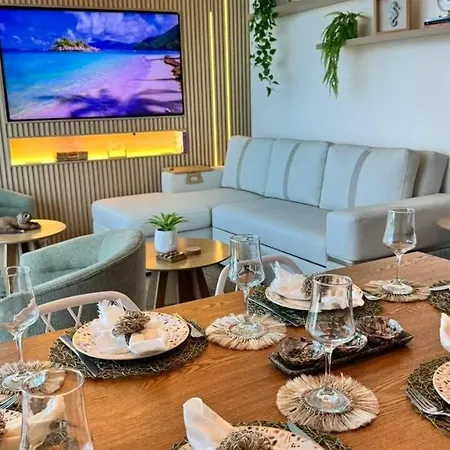 Apartamento Amplio Familiar Con Vista Al Mar En Cartagena