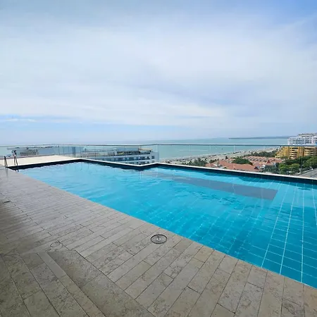 Amplio Familiar Con Vista Al Mar En Apartamento Cartagena
