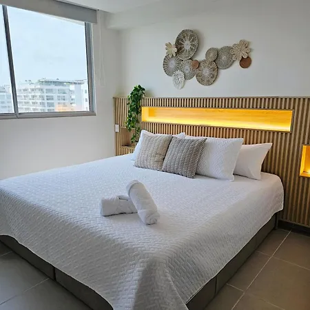 Amplio Familiar Con Vista Al Mar En Cartagena